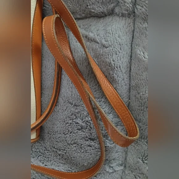 Vintage Dooney & Bourke Crossbody - Picture 14 of 16